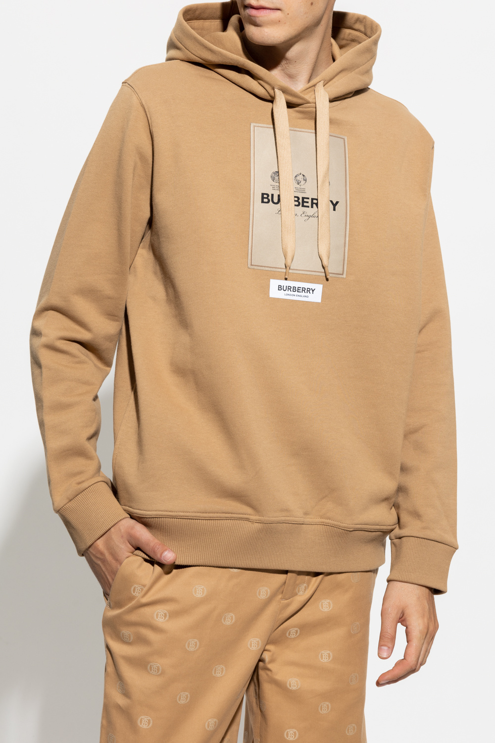 パーカー・フーディ Burberry SS25 Camel cotton sweatshirt (8096364 A1420) B9FD5E8B-D2BB-4D1F-93EF-